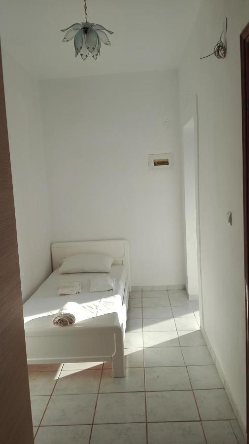 Baci Apartments Ksamil Exterior photo
